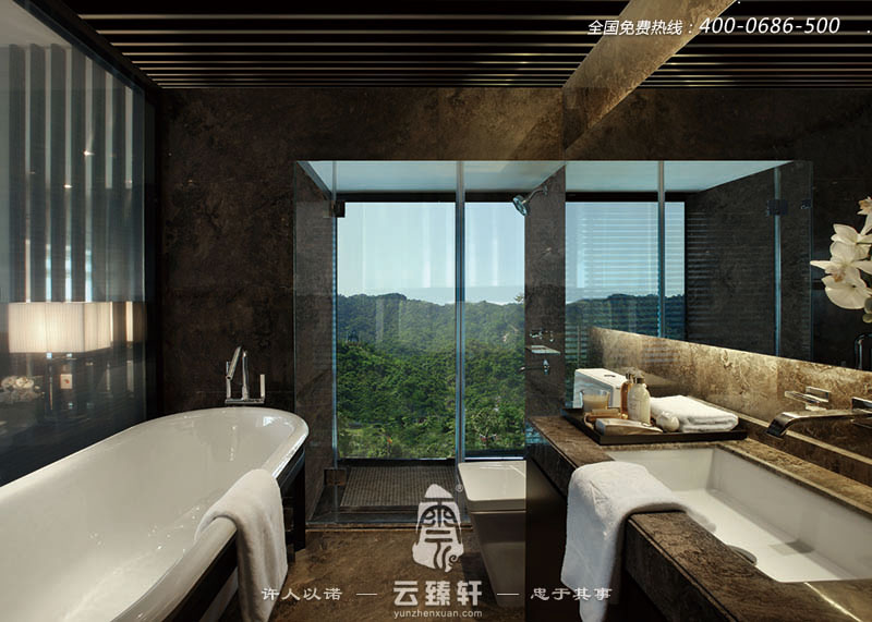 衛生間的設計用了大面積的玻璃做窗戶