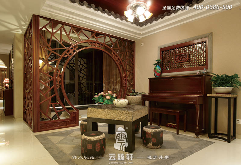 木質花格、實木家具、月亮門、仿古的陳設